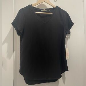 Ci Sono Elegant Black V-Neck Tee